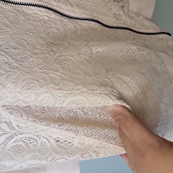 Living Doll Twee Soft Girl Romantic cream lace zip up jacket 2X - Picture 3 of 6